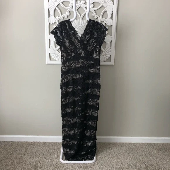Gina Bacconi | Dresses | Gina Bacconi Black Lacy Dress Size 2 Beautiful |  Poshmark